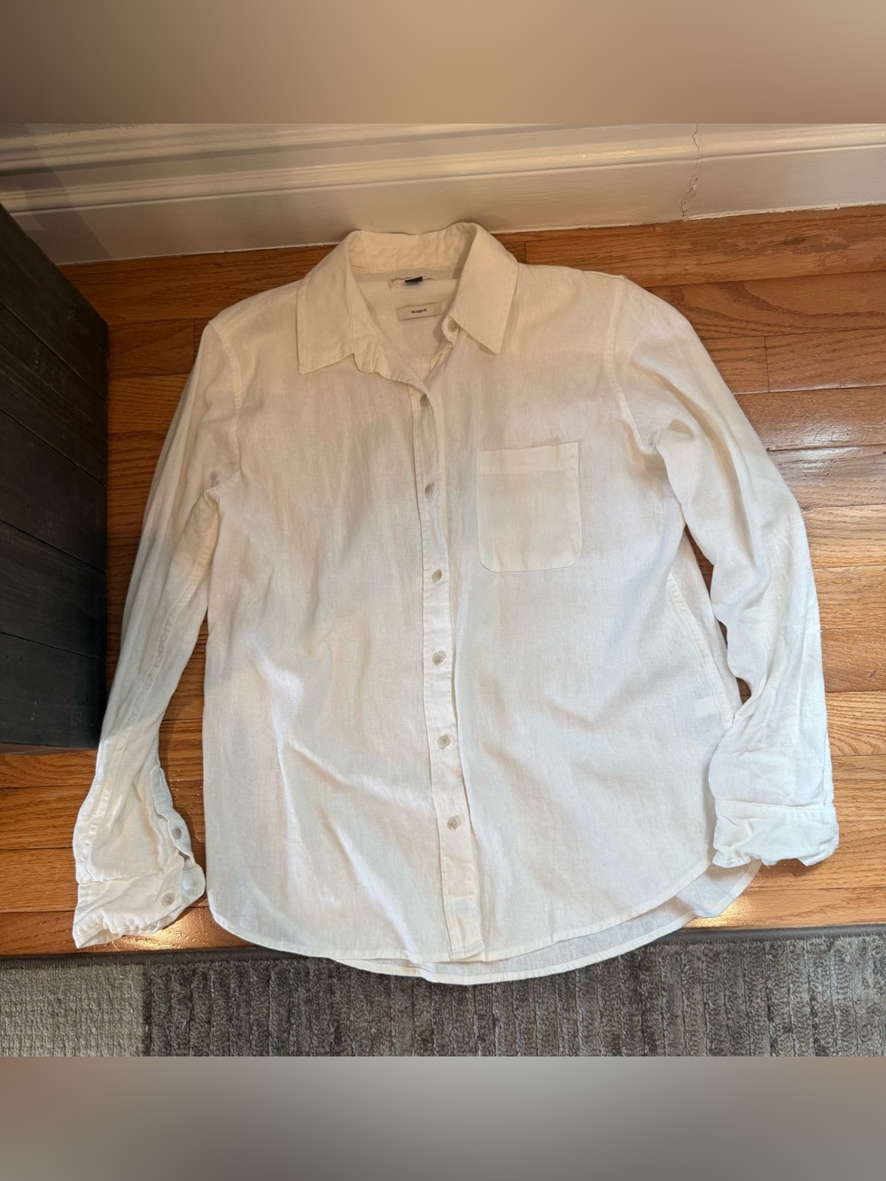 Universal Thread Womens small Relaxed Fit Long Sleeve Collared Shirt linen/rayon